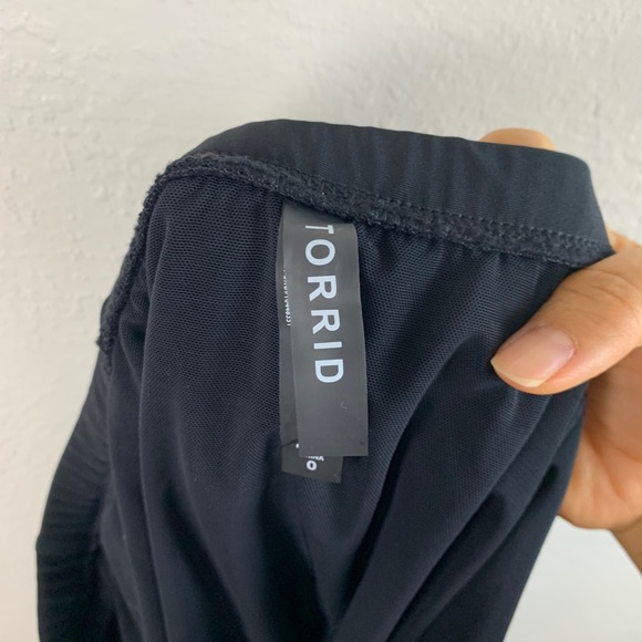 NWT Torrid Swim High Waist Ruched Skirt Bottom 0 - Picture 8 of 9